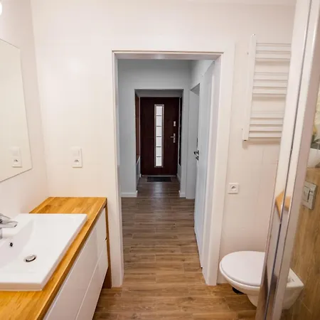 Apartament Bałtyckie - Sloneczna Oaza - Parking, Taras, Ogród, Wifi *