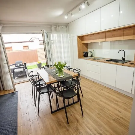 Bałtyckie - Sloneczna Oaza - Parking, Taras, Ogród, Wifi Apartamento Ustka